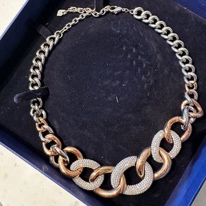 Swarovski necklace used 2 times